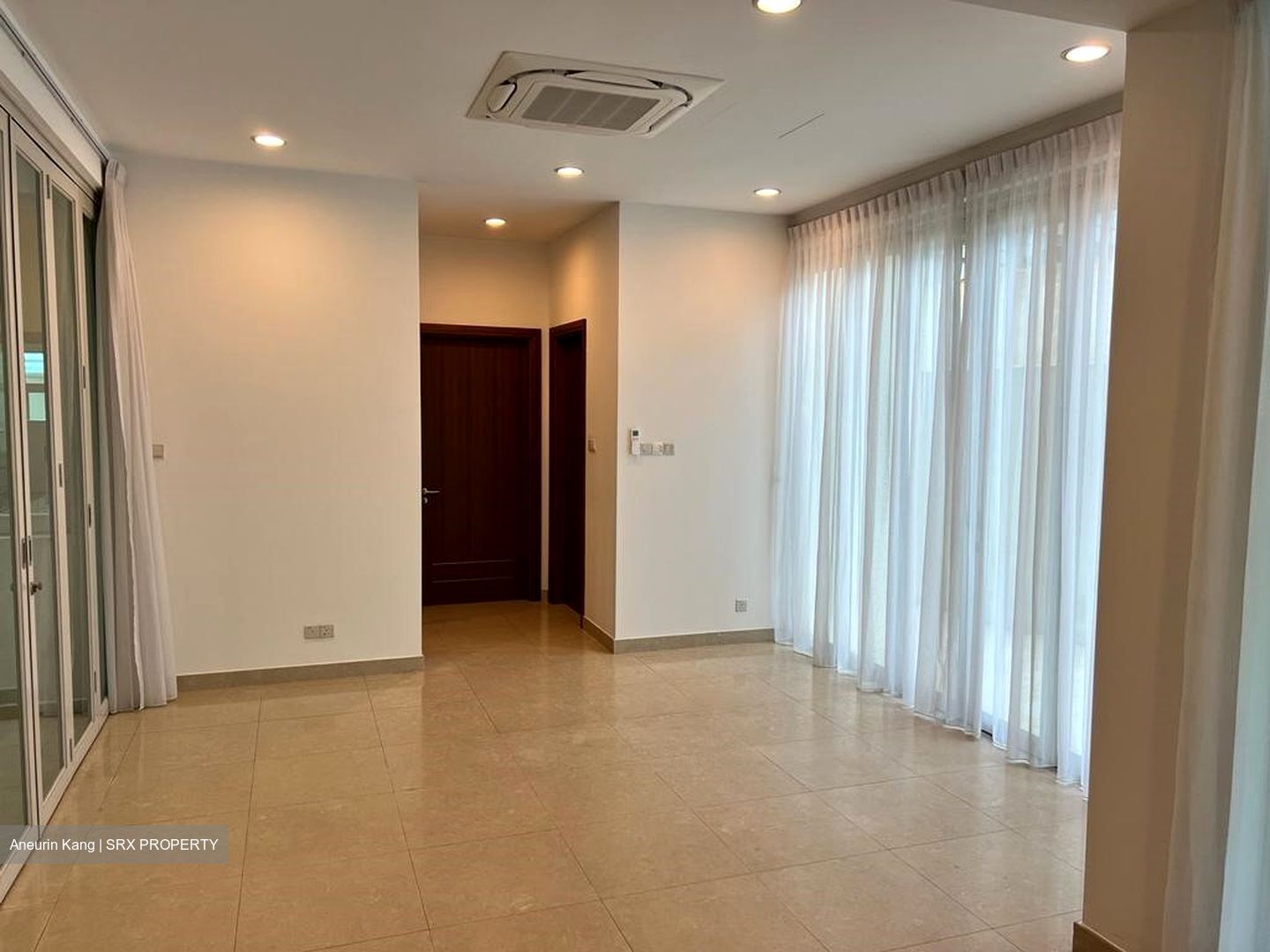 Namly Crescent (D10), Semi-Detached #613072631